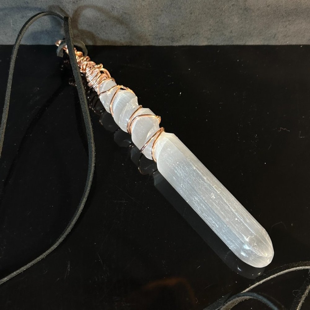 Selenite Wand Copper Necklace Leather Artisan Wire Wrapped Long Unisex Healing - Picture 3 of 8